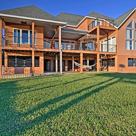 Gorgeous Ocean Springs Waterfront Home With Dock! Bagian luar foto